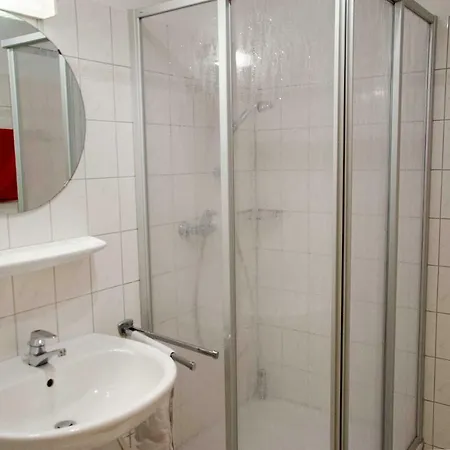 Ferienwohnung Schaake アパート シリヒ